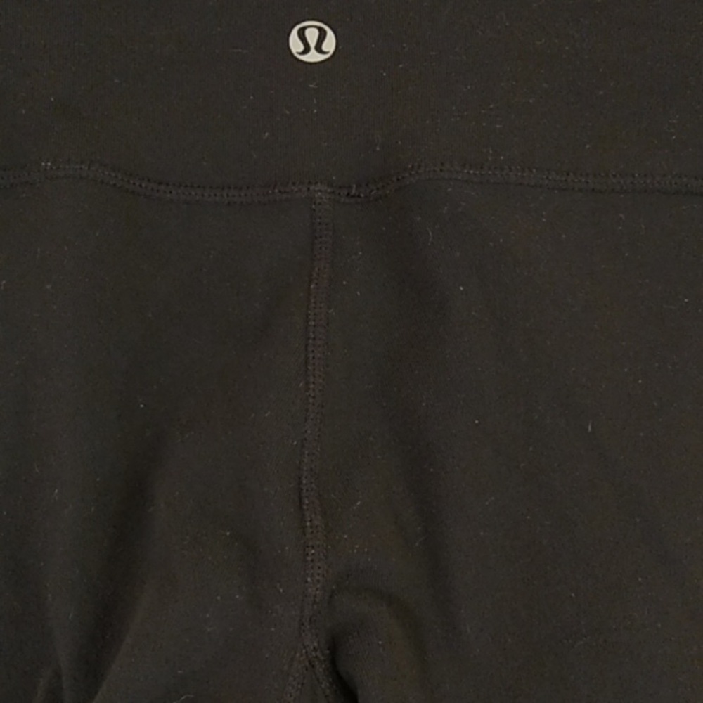 Lululemon leggings size 4 - Picture 5 of 6